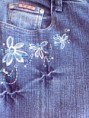 Jeans con strass o pietre preziose